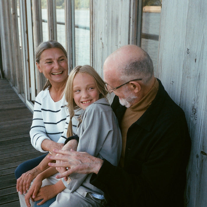 Unwrapping Creativity: Why Acrylic Art is the Perfect Gift for Your Granddaughter this Christmas 2023