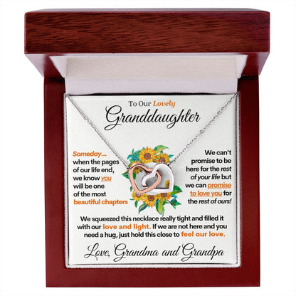 [Almost Sold Out] Granddaughter (Love Grandma and Grandpa) | Beautiful 14k White Gold Necklace Connected Hearts
